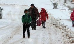 Sarıkamış’ta okullara kar tatili
