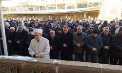 Yozgat’ta depremlerde hayatını kaybedenler için gıyabi cenaze namazı kılındı