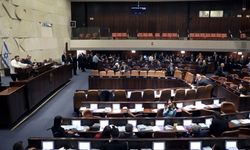 İsrail'i karıştıran yargı reformu ertelendi