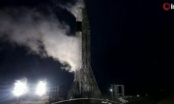 SpaceX yörüngeye iletişim uydusu gönderdi