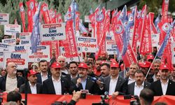 Eğitim Bir Sen Öğretmenlik Meslek Kanununu Protesto İçin İş Bıraktı