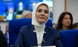 Aile yılında aileyi yıkan televizyon programlarına Bakan hala bakmaya devam ediyor