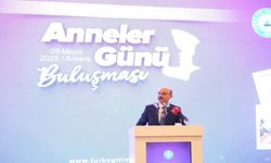 Türk Eğitim Sen'den "İlk Öğretmenimiz Annemiz" Anneler Günü Programı