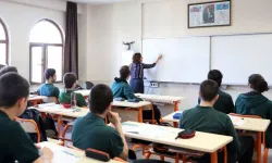 Okullar Tatil Oluyor Mu ?