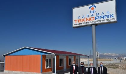 Rektör Ak, Karaman Teknopark’ta incelemelerde bulundu