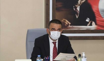 Siirt Valisi Hacıbektaşoğlu başkanlığında pandemi değerlendirme toplantısı gerçekleştirildi