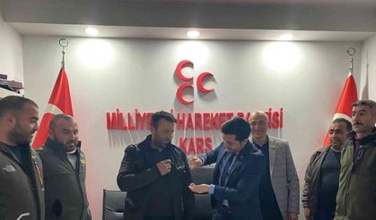 Kars’ta İYİ Parti’den istifa edenler MHP’ye katıldı