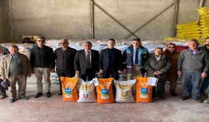 Yozgat’ta bin 50 çiftçiye yağlık ayçiçeği ve nohut tohumu dağıtıldı