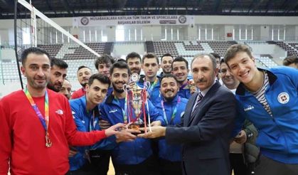 Fırat Üniversitesi, iki branşta Türkiye Finalleri’ne katılıyor