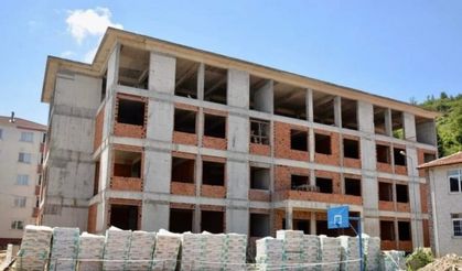 Sinop’ta yeni okul binaları çalışmaları sürüyor