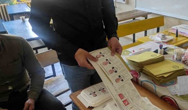 Oy verme işleminin sona erdiği Sason’da oyların sayımına başlandı