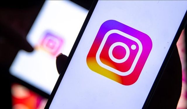 Fenomenler şirketleri tehdit ediyor! Instagram kapandı, makyajları döküldü