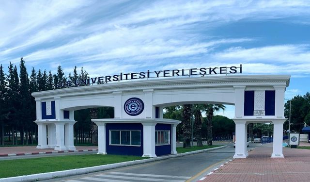 Rektörlük ressamı 'sakıncalı' buldu, festivale kabul etmedi