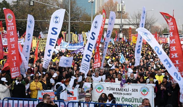 KESK Üyesi Memurlar Pazartesi Günü Ülke Genelinde İş Bırakacak