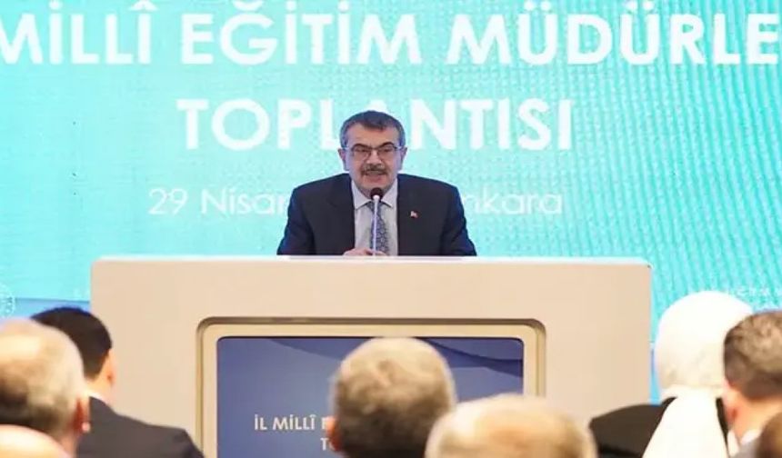 Bakan Tekin, 81 ilin milli eğitim müdürüyle bir araya geldi